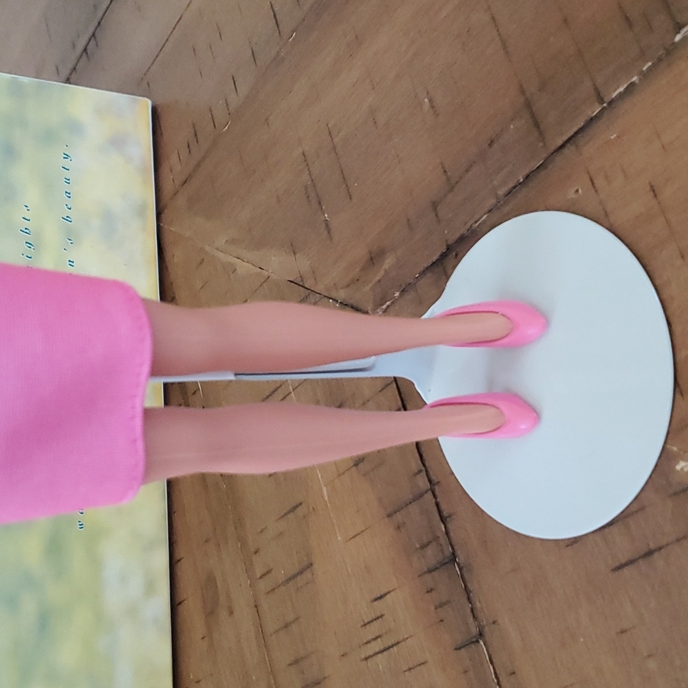 Vintage Flight Attendant Barbie - Picture 4 of 10